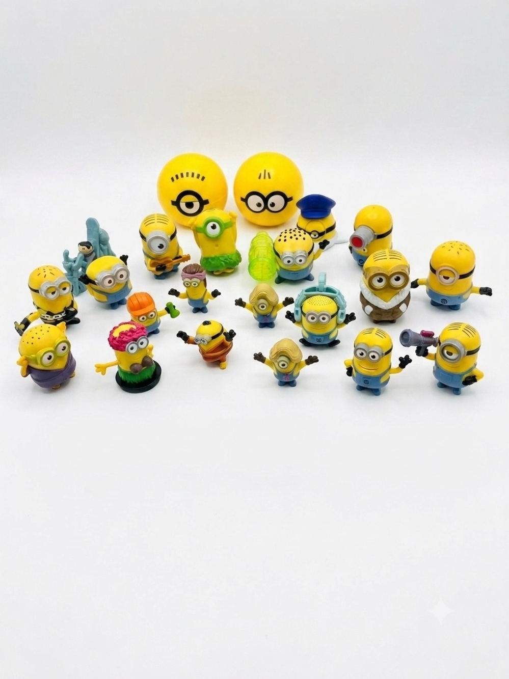 Huge McDonald's Happy Meal Minion Lot - Despicable Me Toy Collection